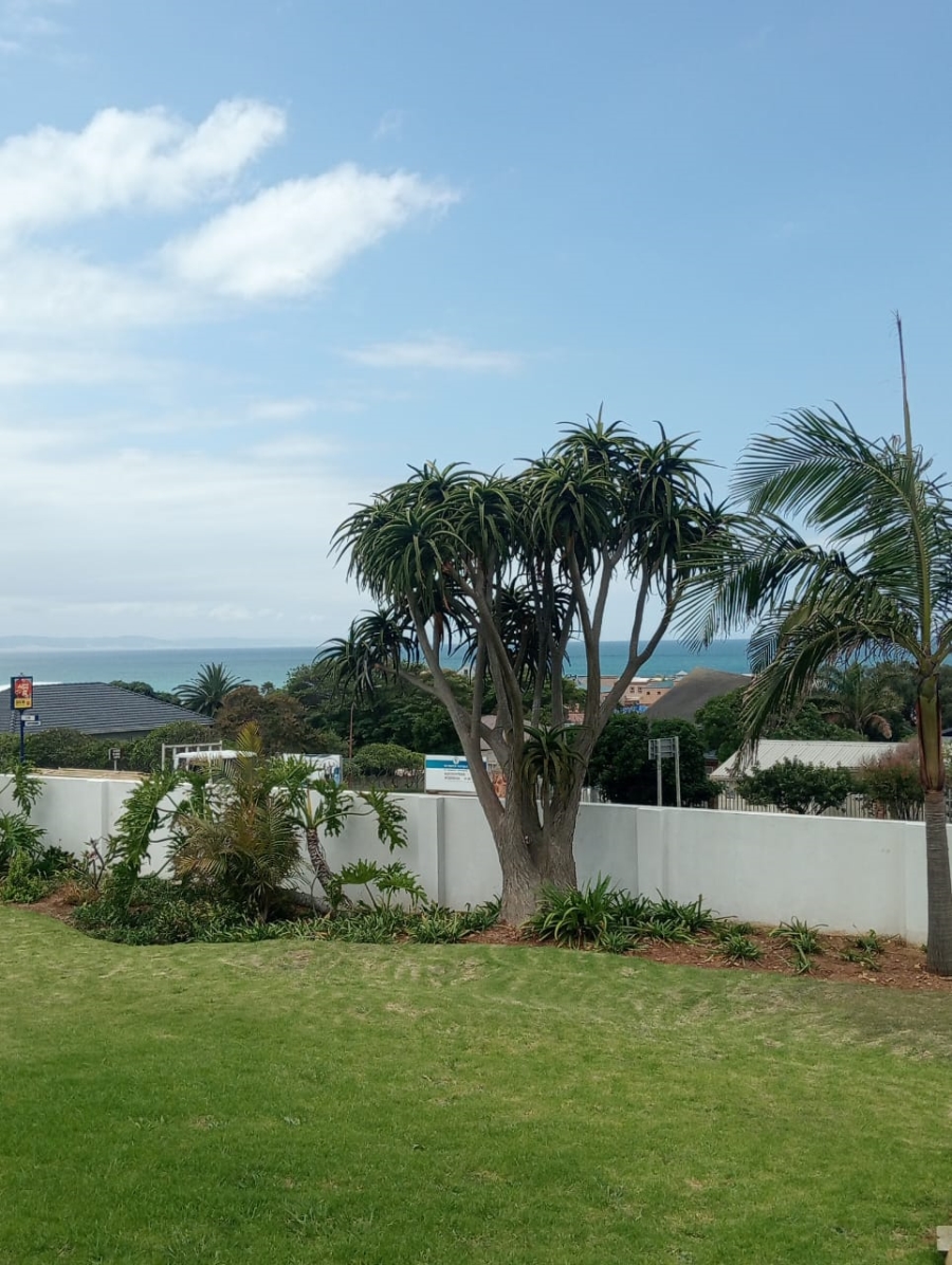 5 Bedroom Property for Sale in Jeffreys Bay Central Eastern Cape